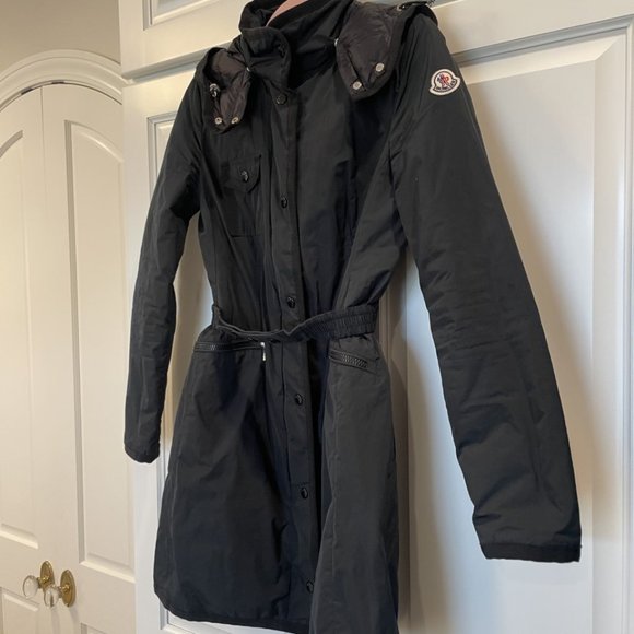 MONCLER Water Resistant Down Coat, Size 0. No flaws! - Picture 5 of 5
